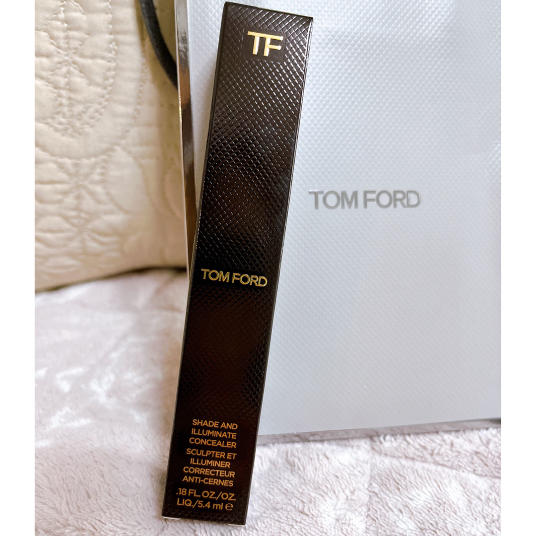 TOM FORD(トムフォード)のTOM FORD シェイド&イルミネートコンシーラー　0N0 コスメ/美容のベースメイク/化粧品(コンシーラー)の商品写真