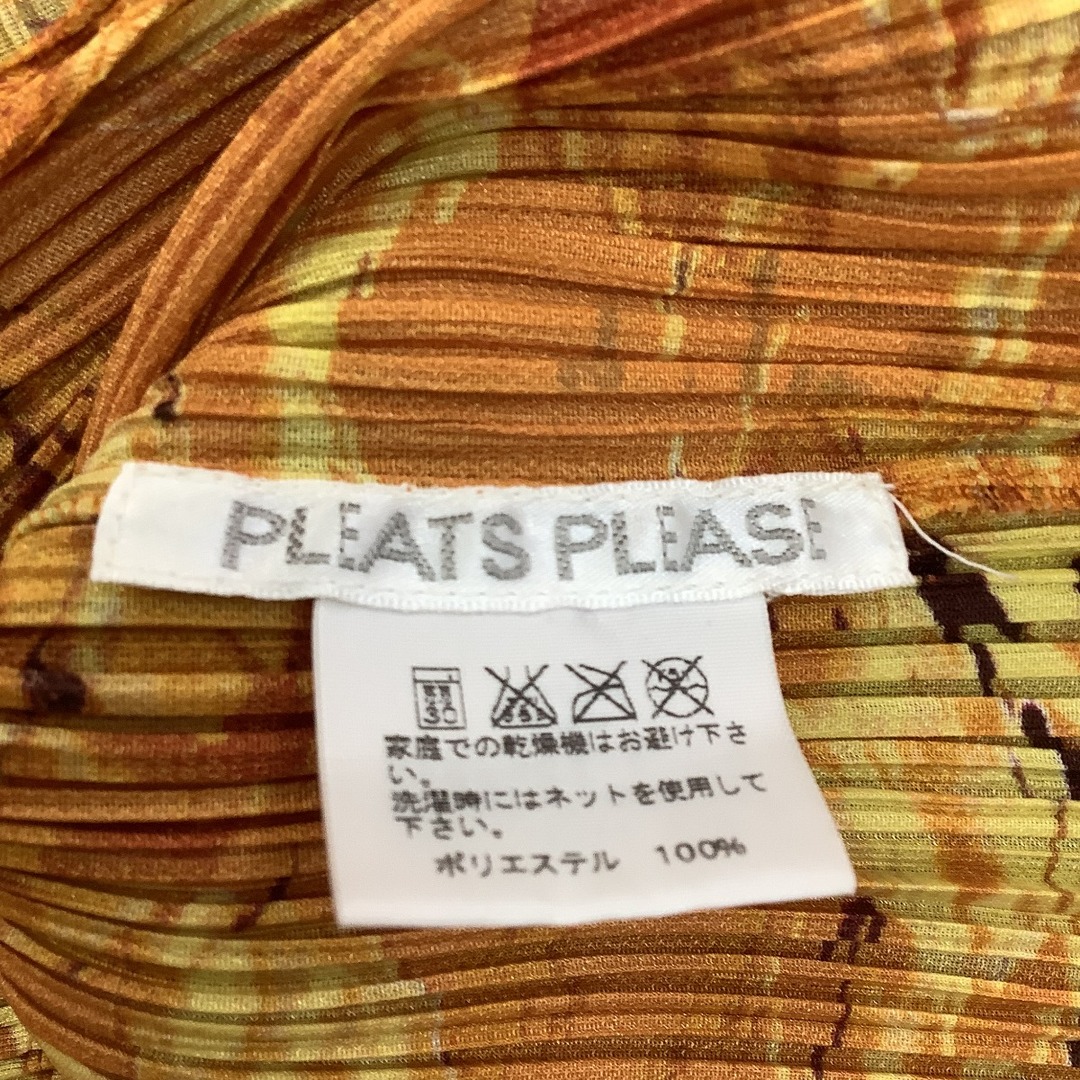 ISSEY MIYAKE(イッセイミヤケ)の♪♪ISSEY MIYAKE イッセイミヤケ   PLATS PLEASE 希少 レア  半袖カットソー 変形 花柄 SIZE 3 オレンジ レディースのトップス(カットソー(半袖/袖なし))の商品写真