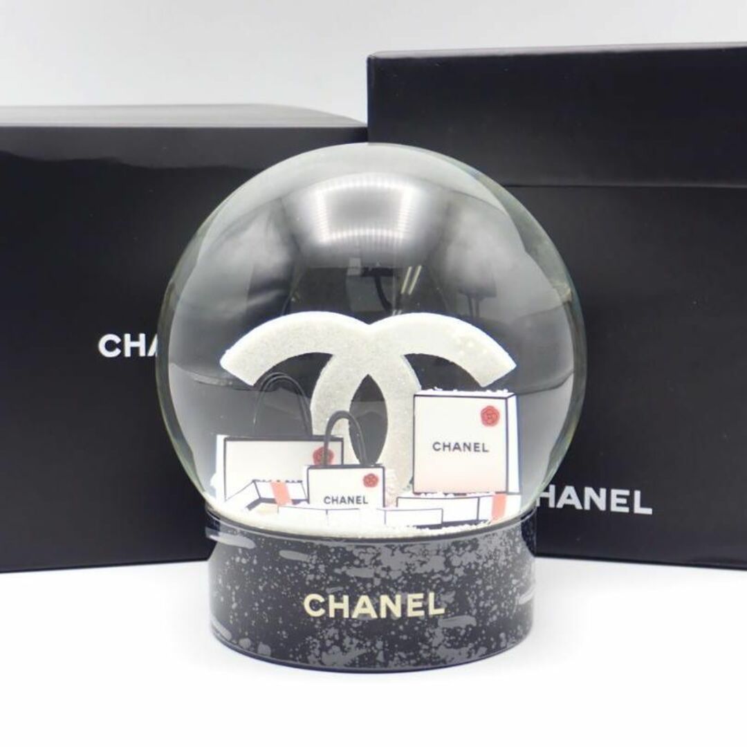 CHANEL(シャネル)のCHANEL シャネル ココマーク  スノードーム ショッピングバッグ インテリア/住まい/日用品のインテリア小物(置物)の商品写真