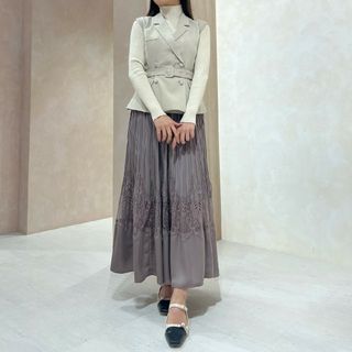 ハーリップトゥ(Her lip to)のタグ付き Meurice Pleated Lace Dress (M)(ロングワンピース/マキシワンピース)