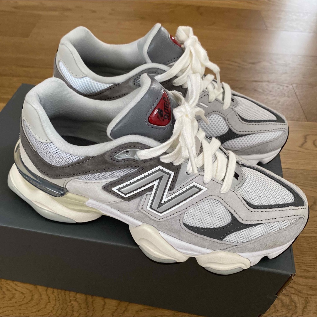 New Balance(ニューバランス)のニューバランス U9060GRY  レディースの靴/シューズ(スニーカー)の商品写真