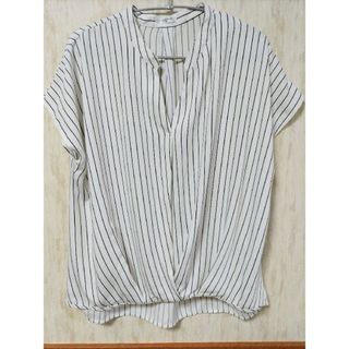 ハニーズ(HONEYS)の美品！Honeys半袖ブラウス　フレンチスリーブ(シャツ/ブラウス(半袖/袖なし))