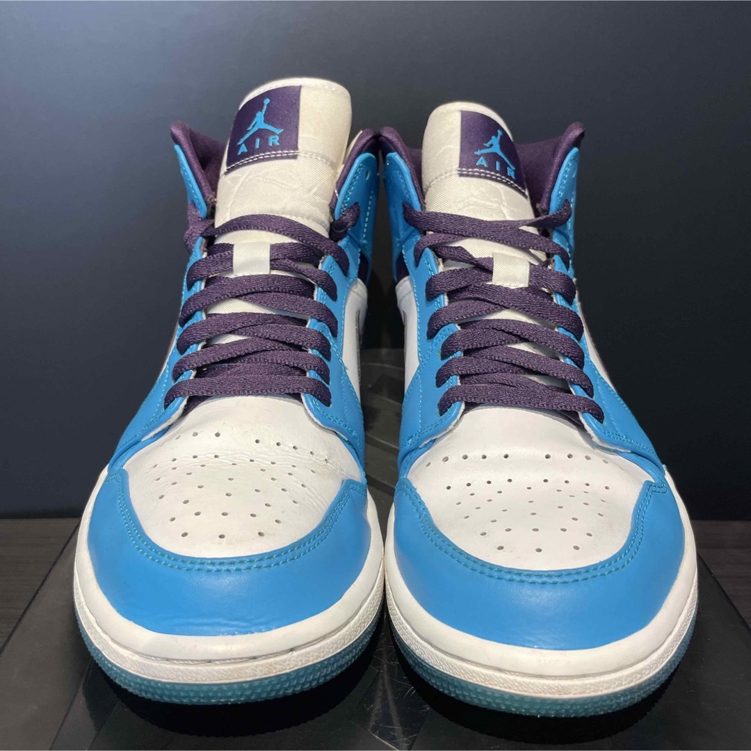 NIKE(ナイキ)のNIKE AIR JORDAN 1 MID HORNETS メンズの靴/シューズ(スニーカー)の商品写真