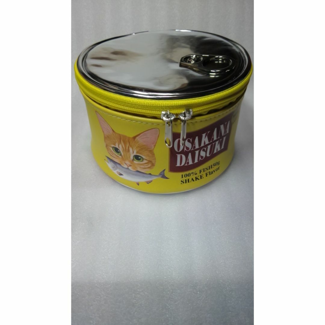 FELISSIMO(フェリシモ)のフェリシモ　おなかすいちゃう猫缶ポーチ　柄２ レディースのファッション小物(ポーチ)の商品写真