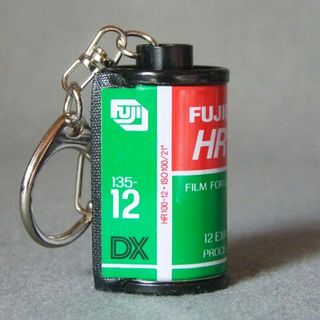 フジフイルム(富士フイルム)の☆FUJICOLOR HR100 12パトローネ キーホルダー(その他)