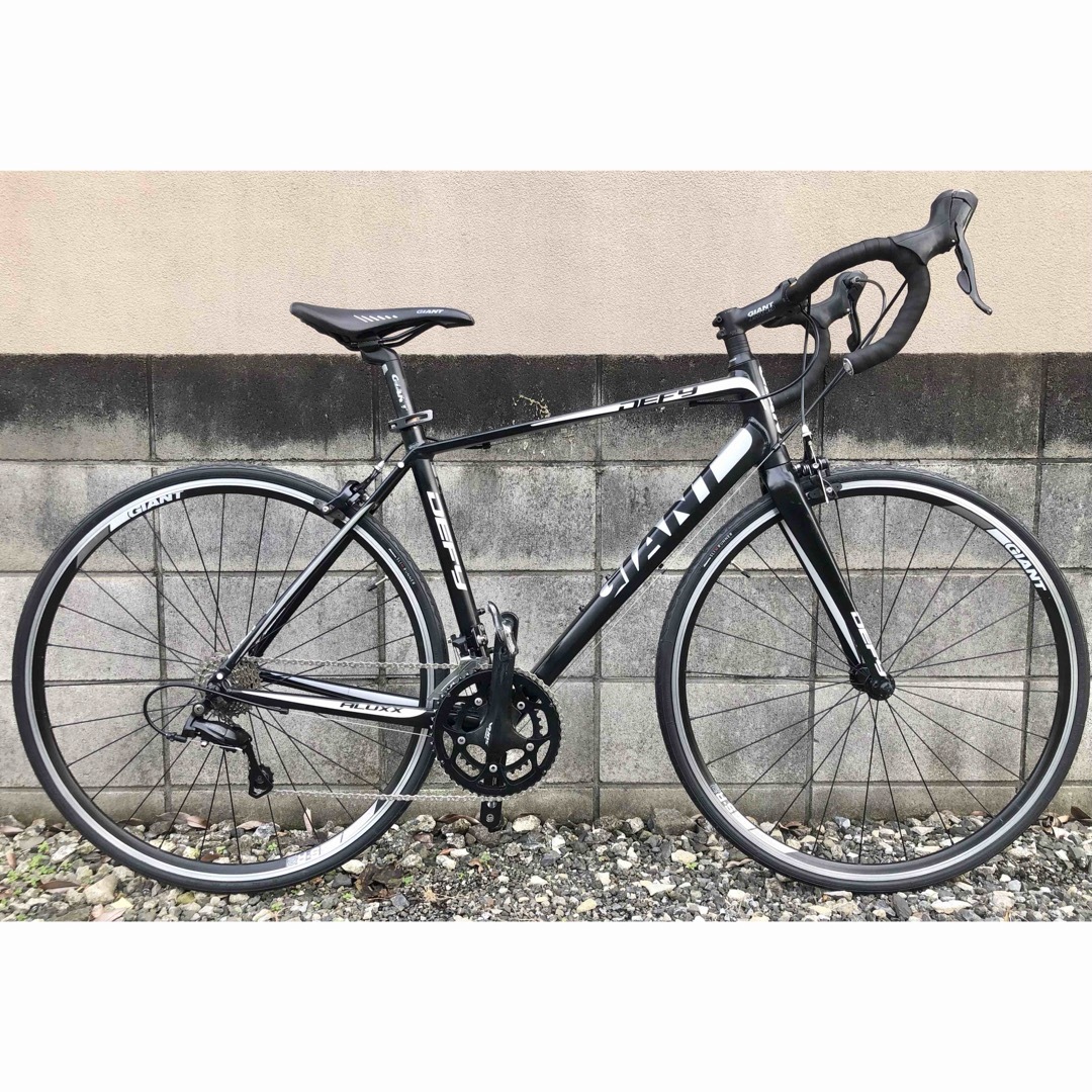 Giant - 極美品！GIANT DEFY3 18速 ロードバイク CT500mm Mサイズの