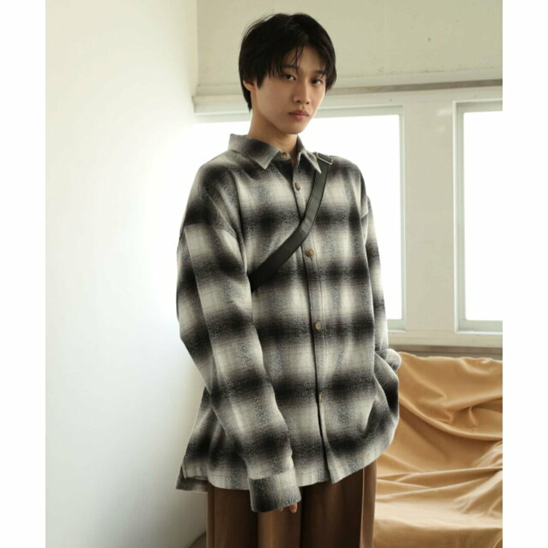 SENSE OF PLACE by URBAN RESEARCH(センスオブプレイスバイアーバンリサーチ)の【BLK×WHT】【L】オンブレチェックルーズシャツ メンズのトップス(シャツ)の商品写真