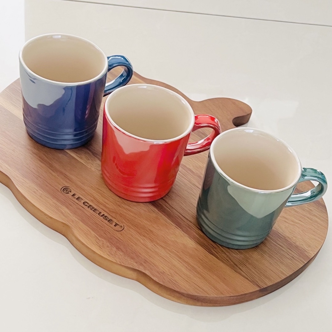 LE CREUSET(ルクルーゼ)の★新品★ルクルーゼ メタリック マグカップ 6個セット インテリア/住まい/日用品のキッチン/食器(グラス/カップ)の商品写真