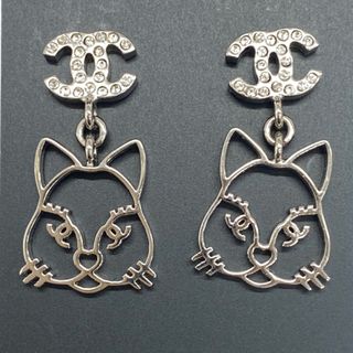 シャネル 猫 ピアスの通販 7点 | CHANELのレディースを買うならラクマ