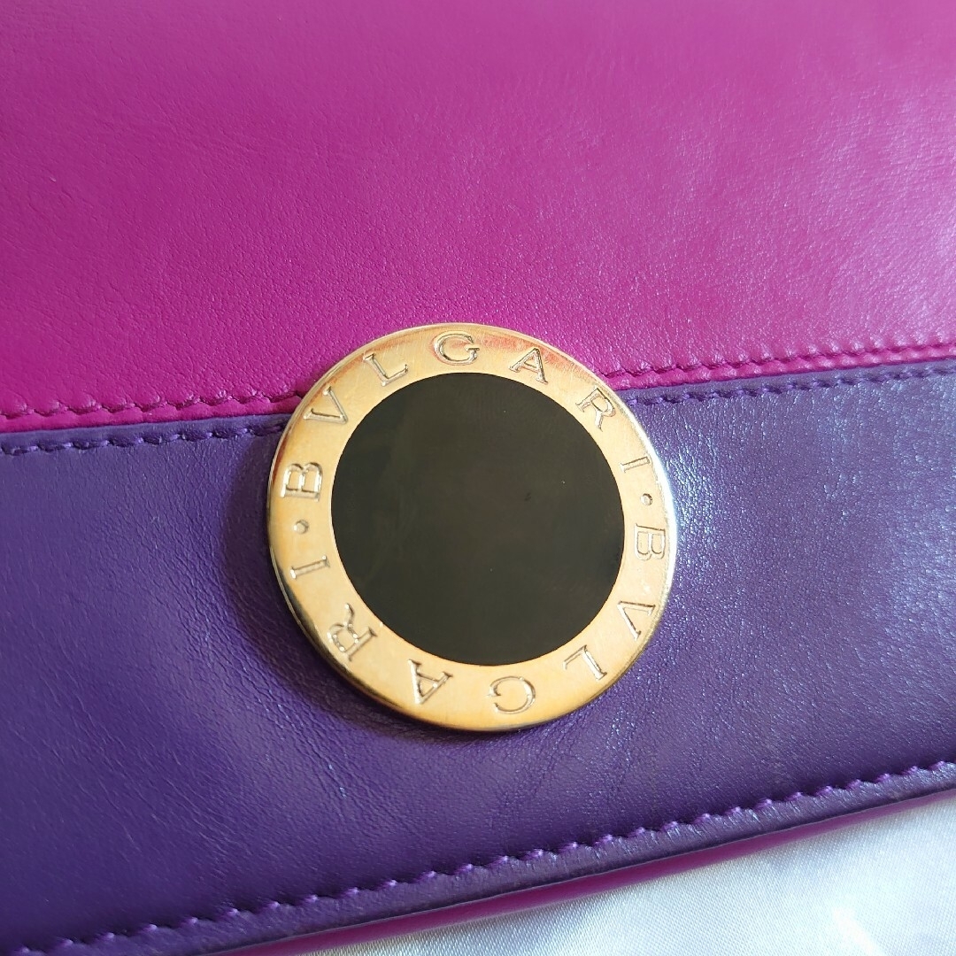 美品 BVLGARI ジップ 長財布 レザー サークルロゴ 美品 BVLGARI ジップ 長財布 レザー サークルロゴ