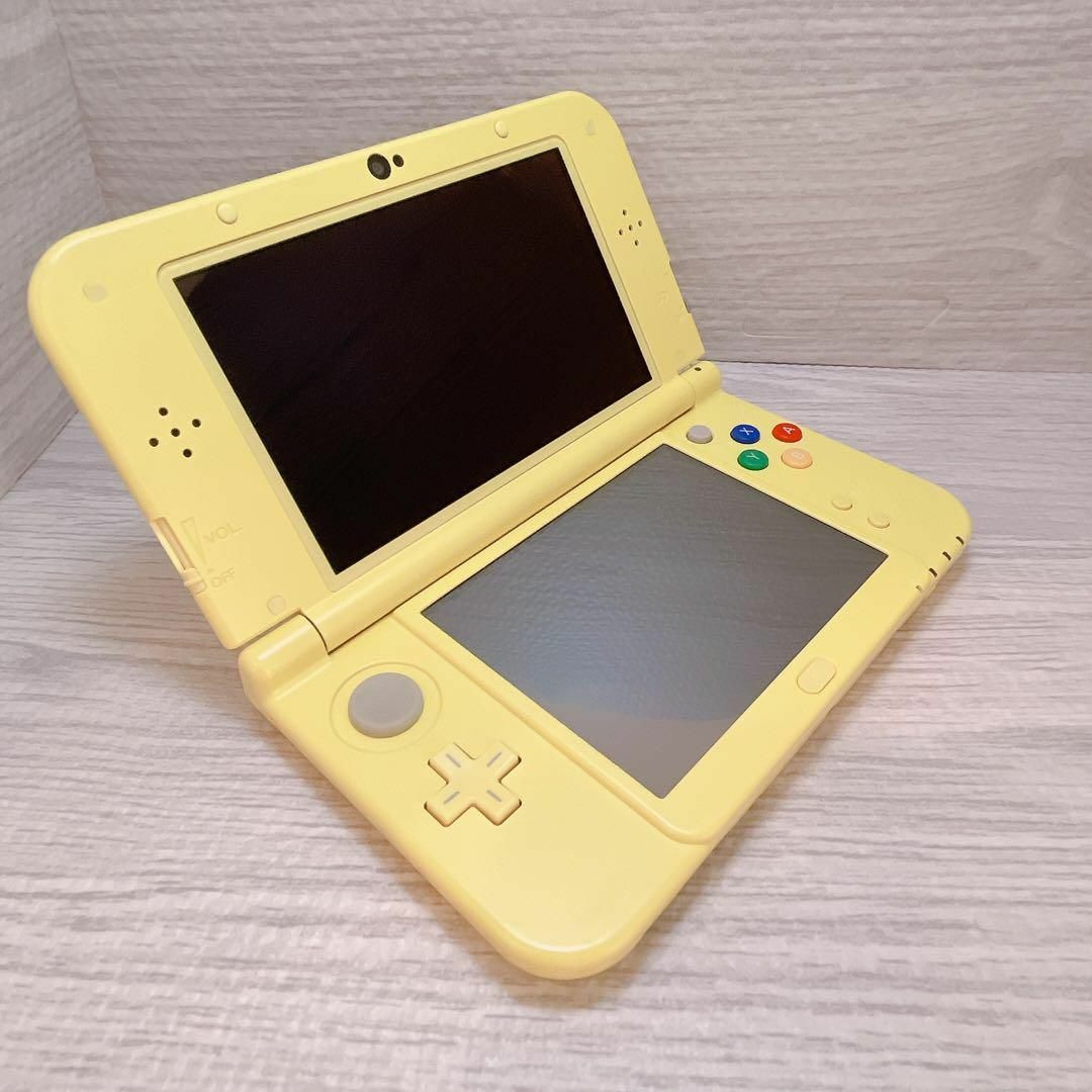 Newニンテンドー3DS LL ピカチュウ