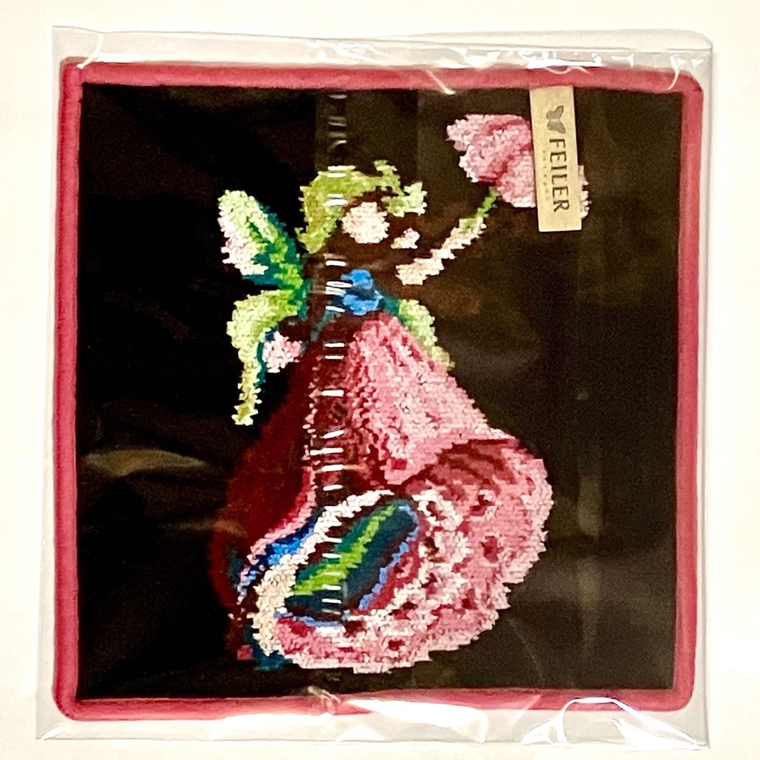 新品未使用品 FEILERフェイラーのタオルハンカチ フェアリーレッドです♪ フェイラー ハンカチ 新品未使用品