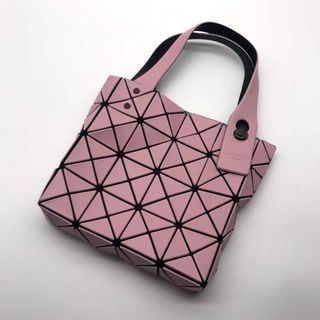 美品✨ISSEY MIYAKE イッセイミヤケ　バオバオ　トートバッグ　赤