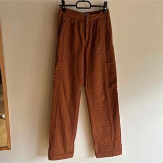 アーキ(archi)のARCH QUILTED STRAIGHT SLACKS(カジュアルパンツ)