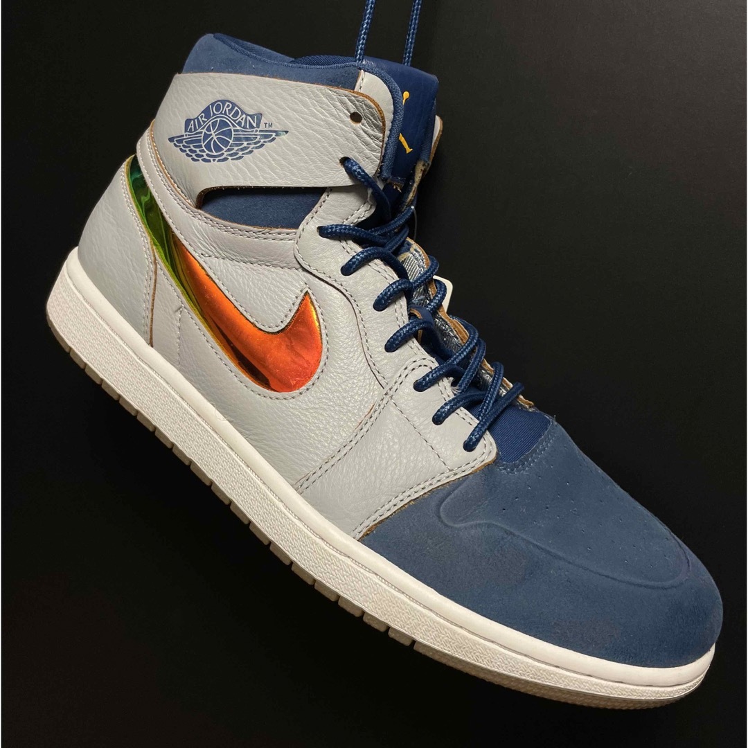 日本未発売　NIKE AIR JORDAN 1 RETRO NOUVEAU