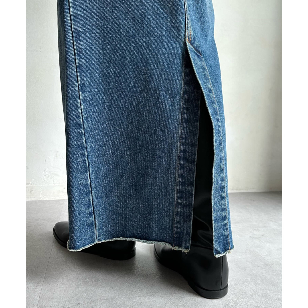 DouDou(ドゥドゥ)の新品　DouDou ドゥドゥ　デニムスカート　38 ダメージデニムタイトスカート レディースのスカート(ロングスカート)の商品写真