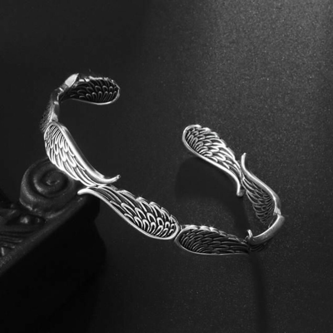 オープン バングル　腕輪　エンジェル　天使の羽　925　シルバーカラー メンズのアクセサリー(バングル/リストバンド)の商品写真