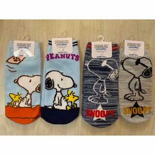 スヌーピー(SNOOPY)のスヌーピー　靴下　4足セット　新品未使用 23〜25cm(ソックス)