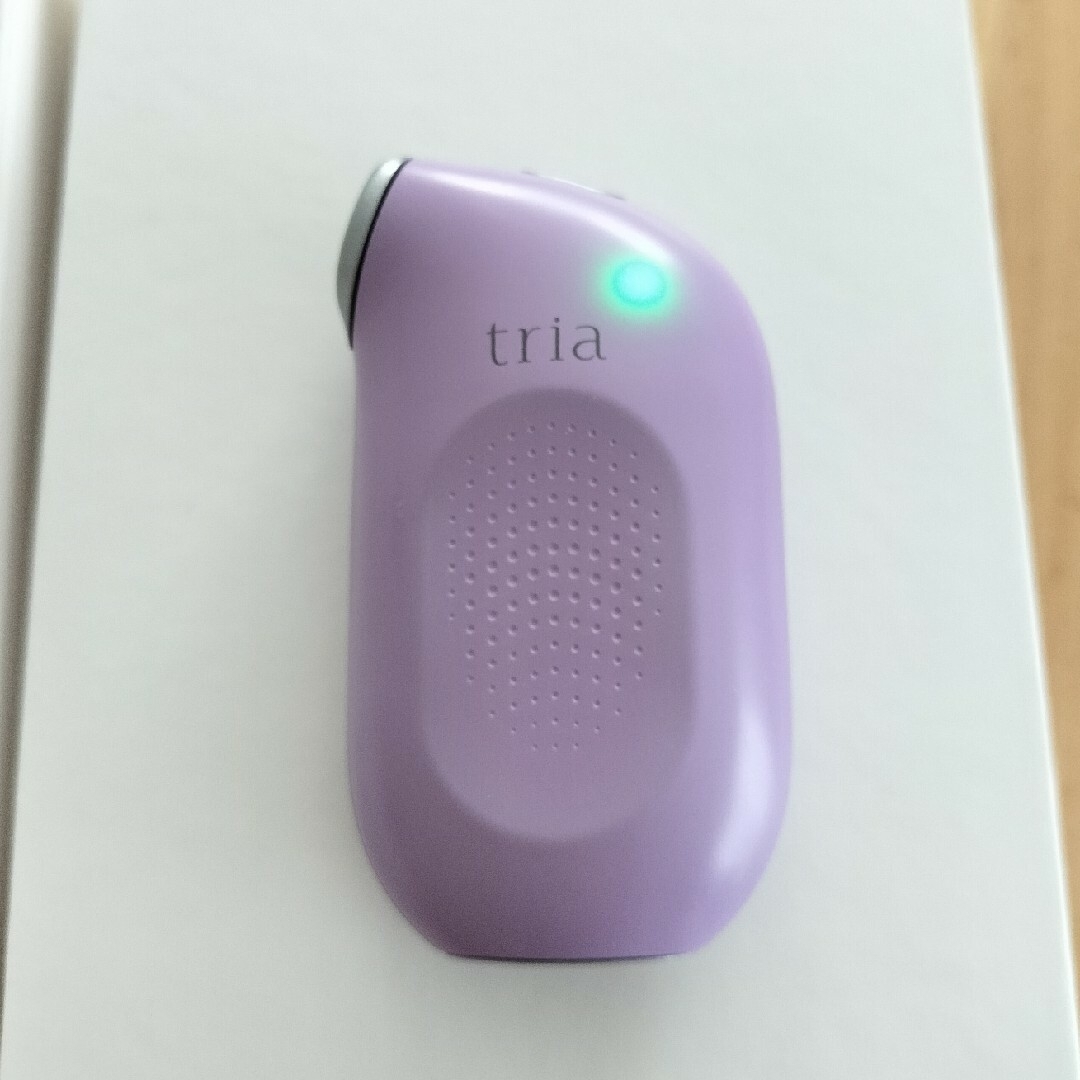 トリア tria スキンエイジング アイケアレーザー 美顔器の通販 by