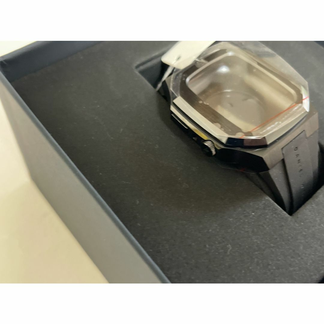 【新品】ダニエルウェリントンApple Watchケース　40mm ブラック