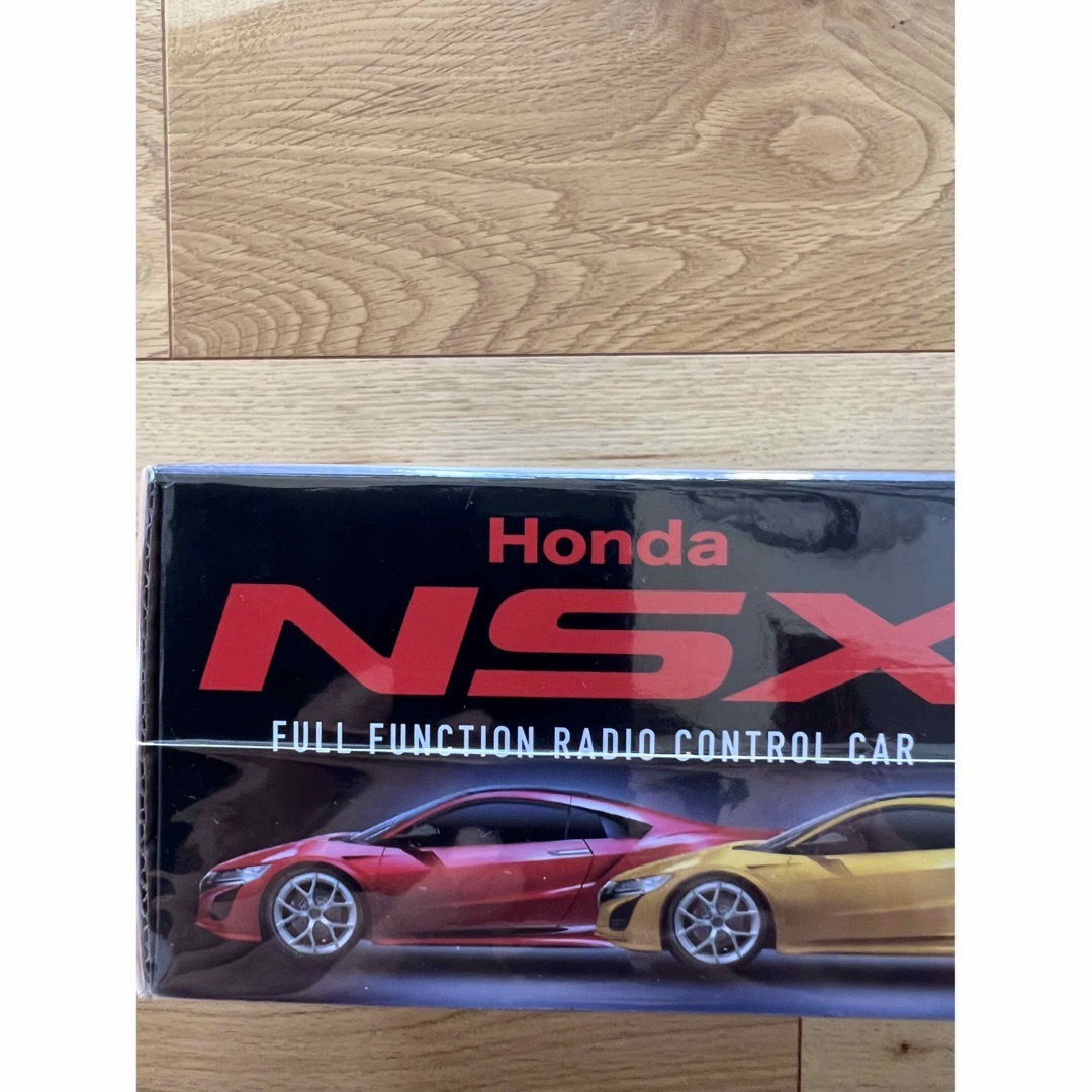 Honda 正規ライセンス　NSXラジコンカーのレッドカラー エンタメ/ホビーのおもちゃ/ぬいぐるみ(ホビーラジコン)の商品写真