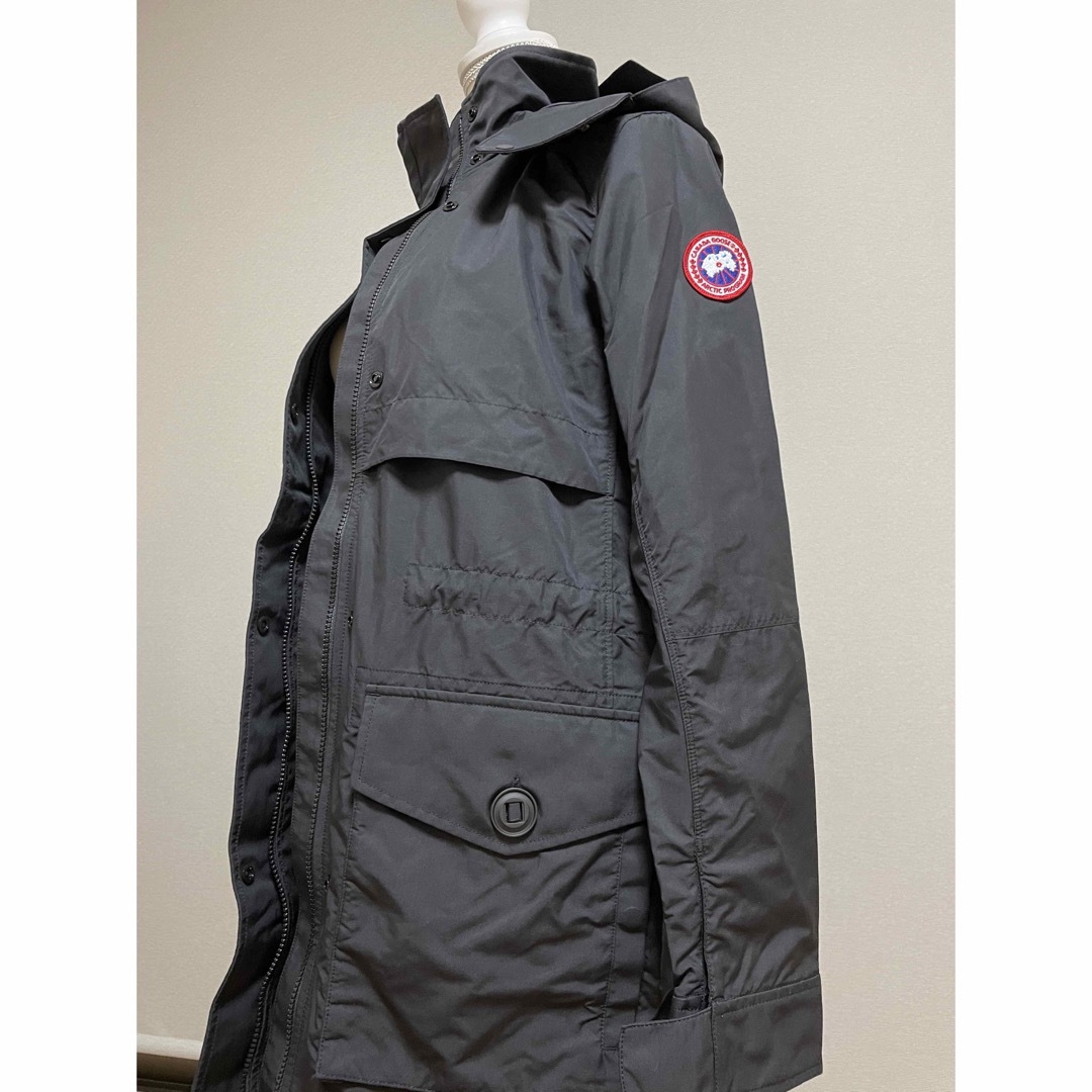 CANADA GOOSE(カナダグース)のレア！カナダグース　コート　S（M）BK 正規店購入　美品 レディースのジャケット/アウター(ロングコート)の商品写真