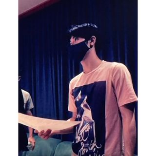 Paul Smith - 激レア!日本未発売 三浦春馬愛用 ピンクTシャツ新品