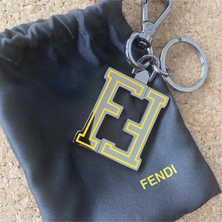 FENDI - 【新品】FENDI キーホルダー キーリング 袋入りの通販 by ...