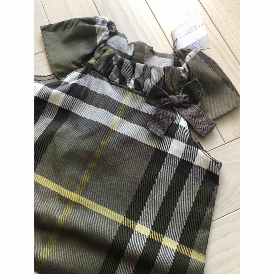 BURBERRY(バーバリー)の新品　バーバリー　子供　ワンピース　ノバチェック　3歳 キッズ/ベビー/マタニティのキッズ服女の子用(90cm~)(ワンピース)の商品写真