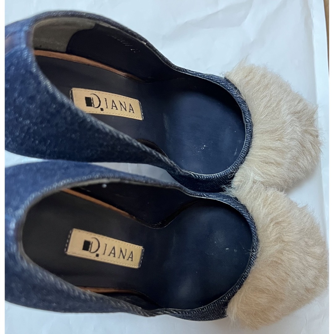 DIANA(ダイアナ)のダイアナ ファー付き デニムヒール　美品 レディースの靴/シューズ(ハイヒール/パンプス)の商品写真