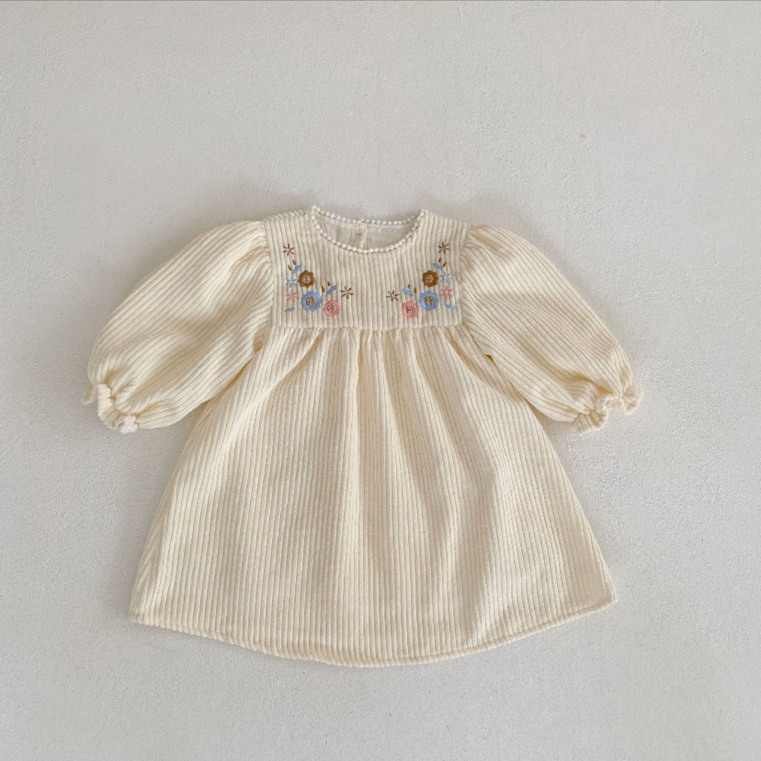 新作！コーデュロイ ワンピース 子ども服 冬 秋 100 キッズ/ベビー/マタニティのキッズ服女の子用(90cm~)(ワンピース)の商品写真