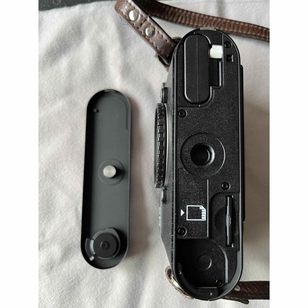 LEICA(ライカ)のライカM9 (CCD交換対策済) スマホ/家電/カメラのカメラ(デジタル一眼)の商品写真