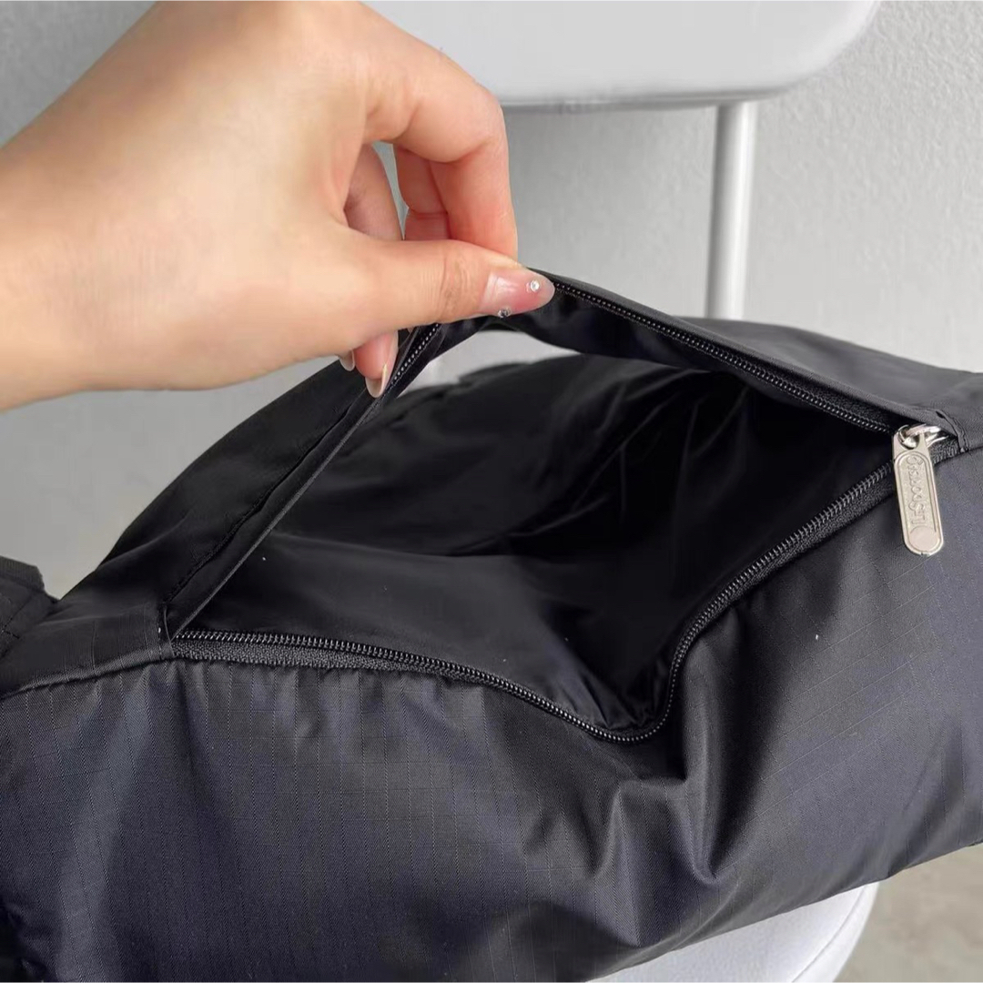 LeSportsac - 【新品】レスポートサック 黒 トートバッグリュックの