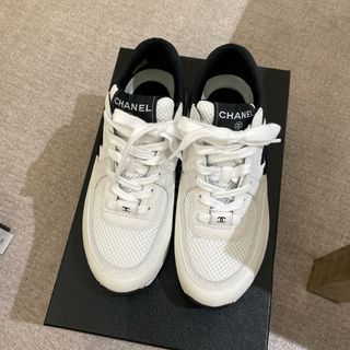 CHANEL - 定番人気【CHANEL】スニーカーの通販 by Kendal's