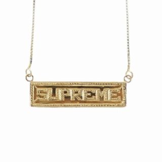 PALACE SKATEBOARDS COIN PENDANT GOLD