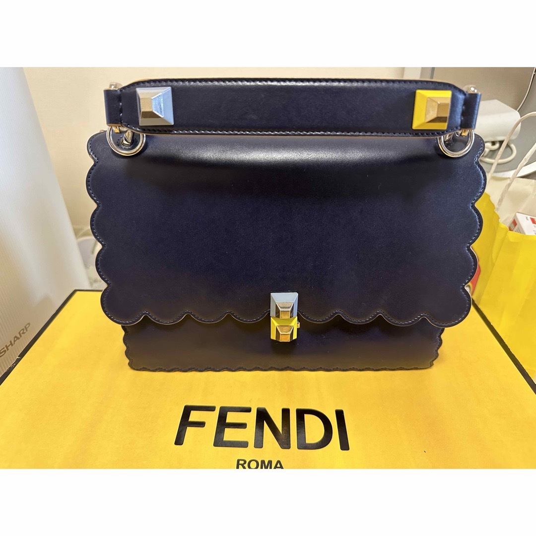 FENDI フェンディ キャナイ ショルダーバッグ ネイビー - ショルダーバッグ