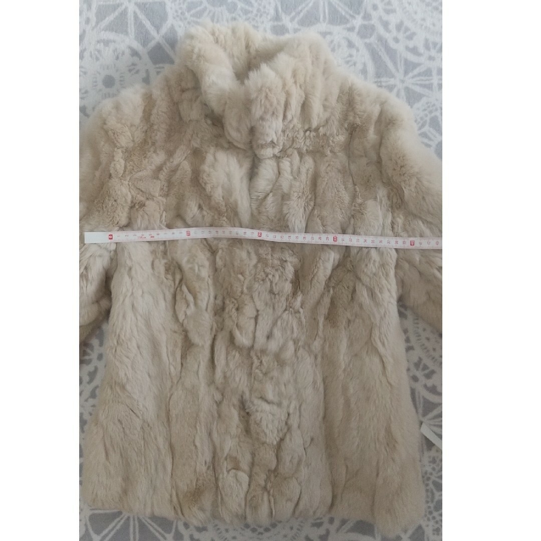 INDIVI(インディヴィ)のうっとり なめらかな肌触り☘️INDIVI☘️毛皮ラビットコート サイズ38 レディースのジャケット/アウター(毛皮/ファーコート)の商品写真