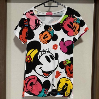 ディズニー(Disney)のディズニー　ミニーちゃん総柄Ｔシャツ(Tシャツ(半袖/袖なし))