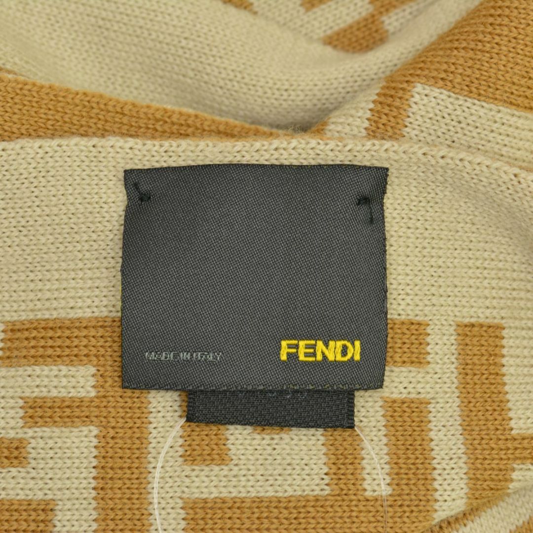 FENDI - 【FENDI】イタリア製 ウール ズッカ柄マフラーの通販 by