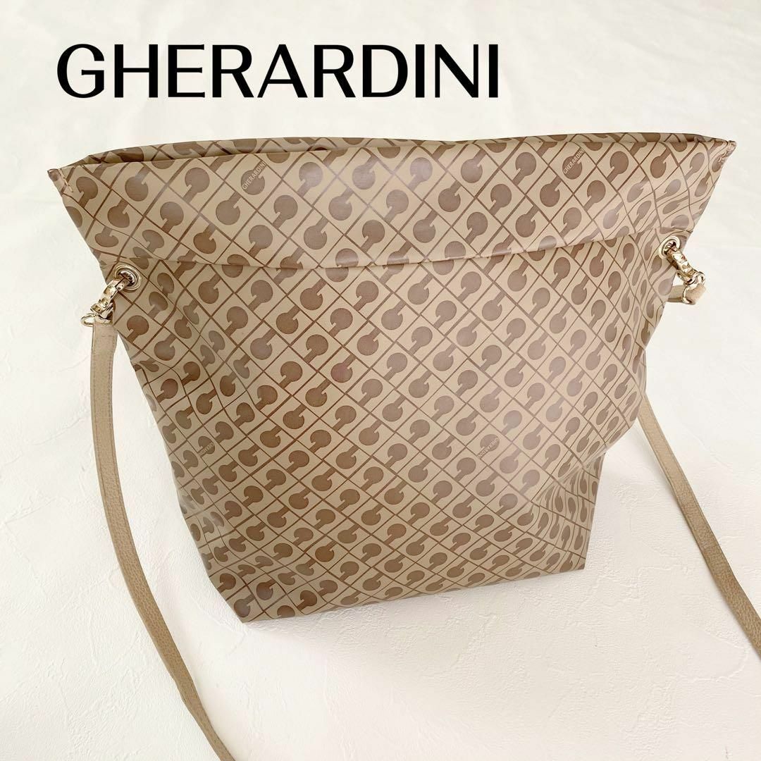 ✨美品✨　GHERARDINIゲラルディーニ　舟型ハンドバッグ　ソフティ　軽量