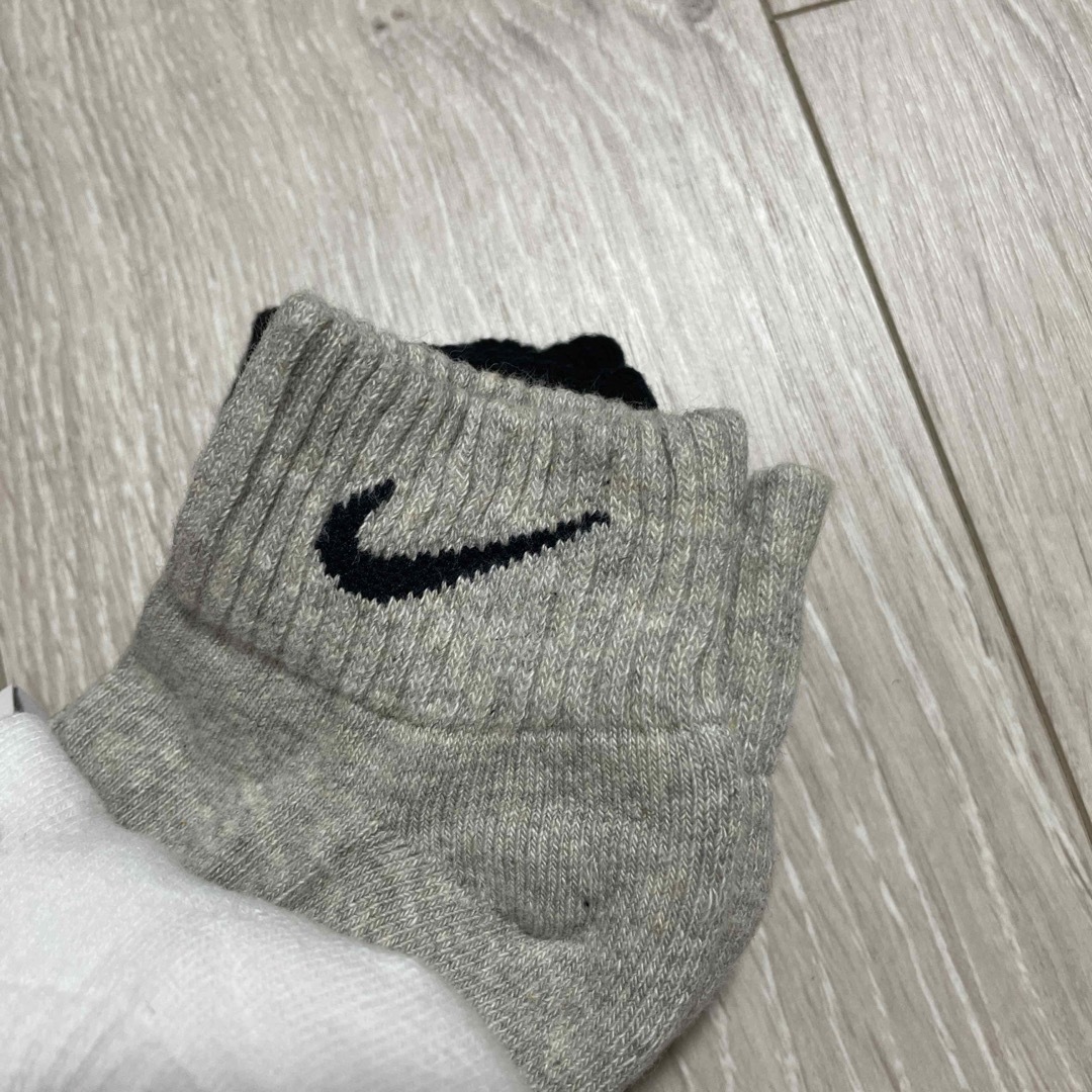 NIKE(ナイキ)のNIKE ソックス6足セット🌟 キッズ/ベビー/マタニティのこども用ファッション小物(靴下/タイツ)の商品写真