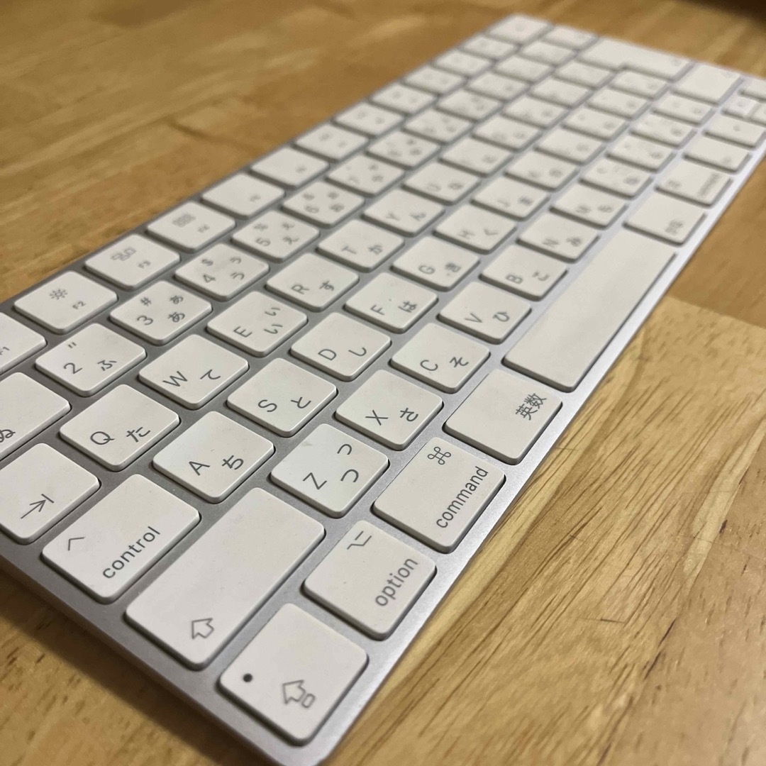 Apple(アップル)のApple Magic Keyboard - 日本語（JIS） - シルバー スマホ/家電/カメラのPC/タブレット(PC周辺機器)の商品写真