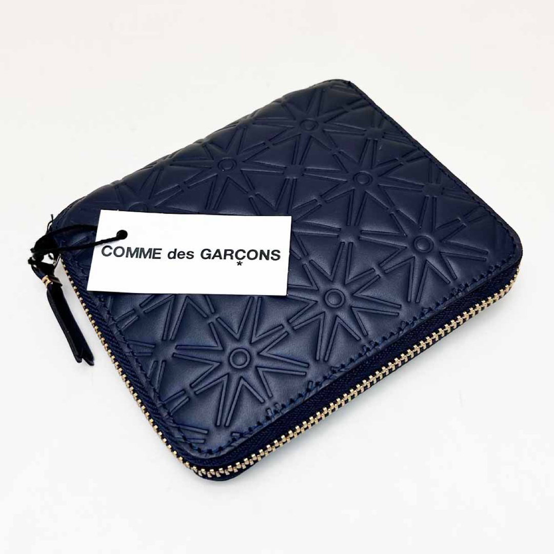 COMME des GARCONS(コムデギャルソン)の新品 コムデギャルソン ラウンドファスナー財布 SA210EA ネイビー レディースのファッション小物(財布)の商品写真