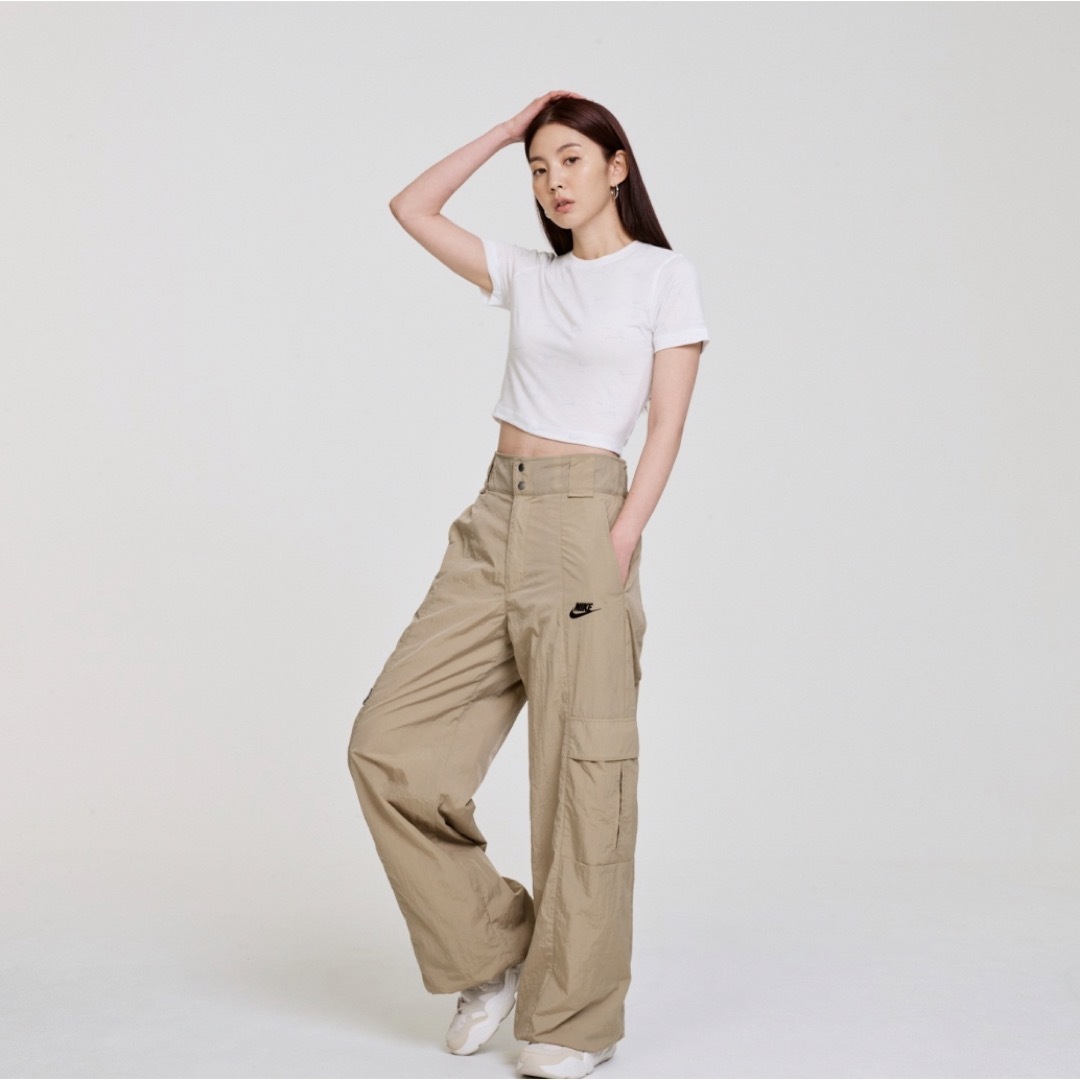 ナイキ エア ウィメンズ スリムフィット プリント クロップ Tシャツ