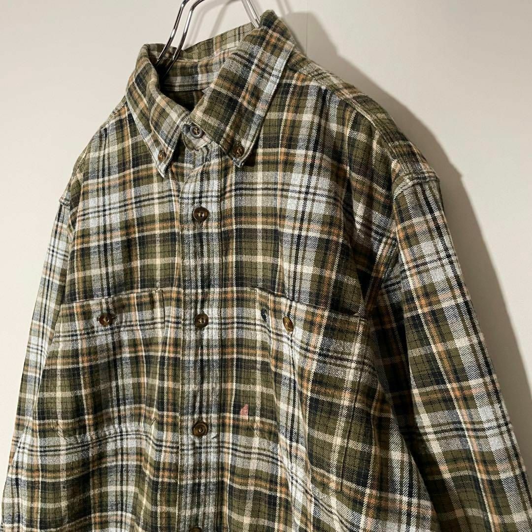 【人気カラー】carhartt 長袖ネルシャツ古着 ロゴ刺繍 チェック柄サイズM