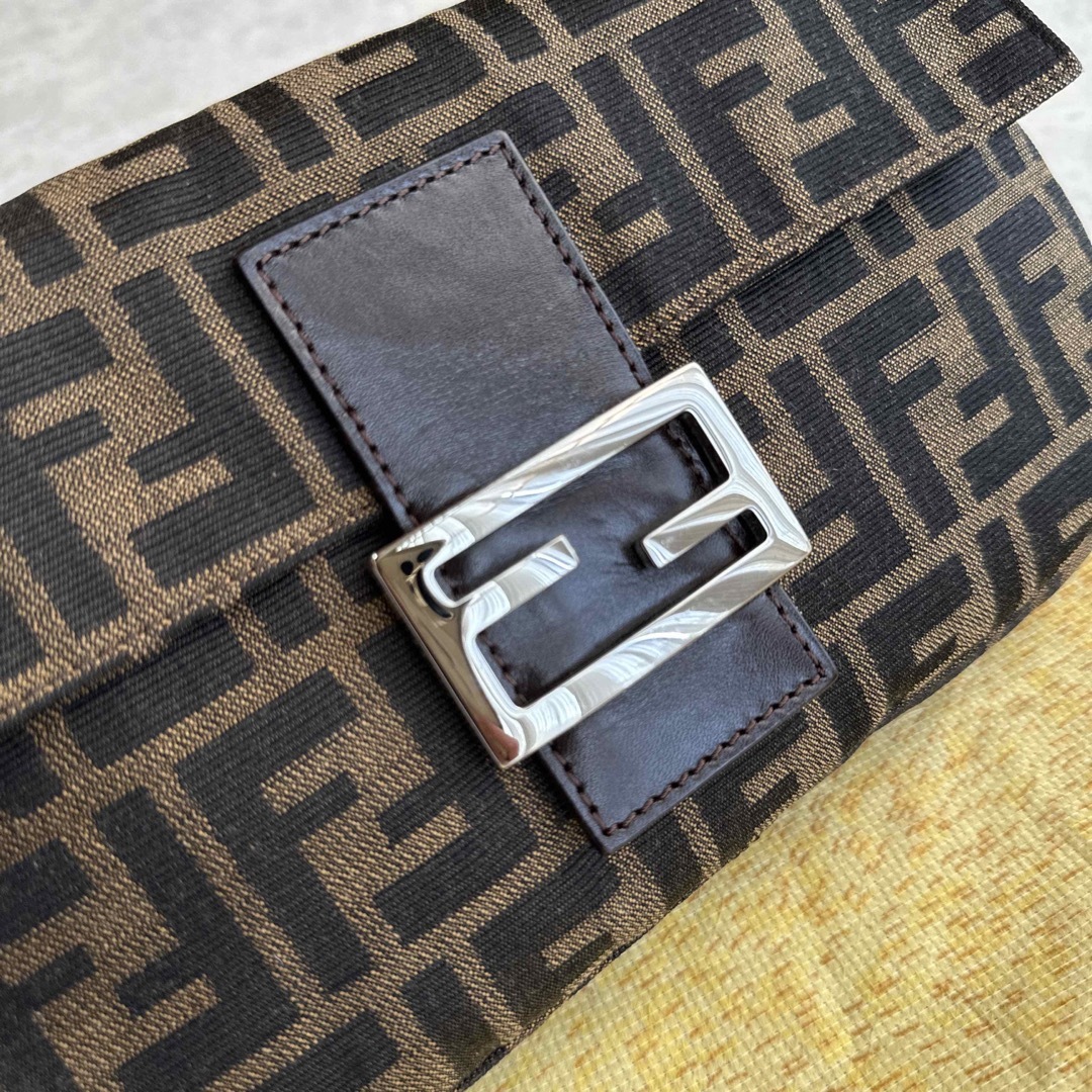 FENDI - 極美品 FENDI フェンディ マンマバケット ズッカ柄の通販 by