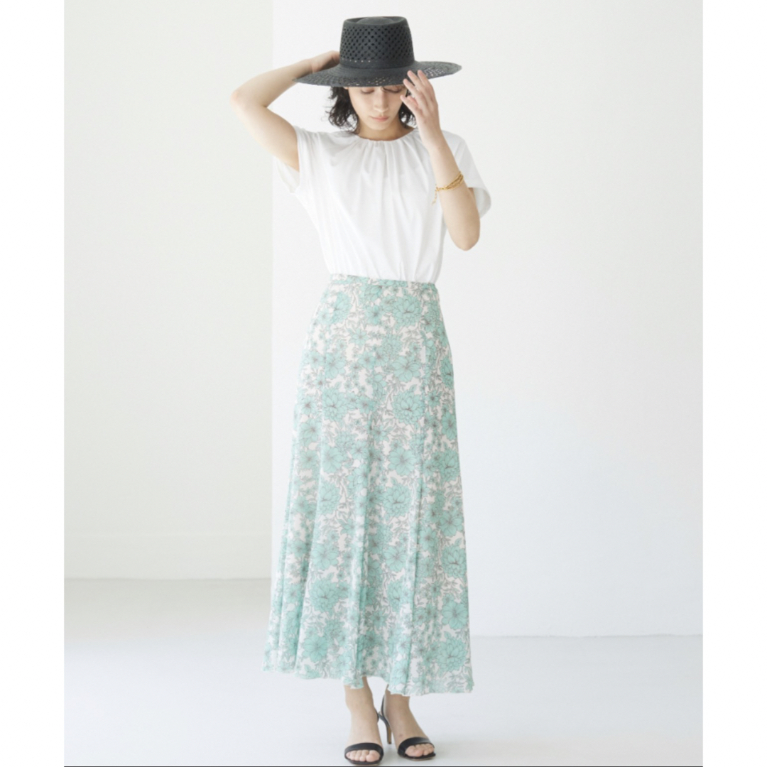 ANAYI(アナイ)のアナイ　ANAYI　ボタニカルシフォンプリントフレアスカート　38 レディースのスカート(ロングスカート)の商品写真