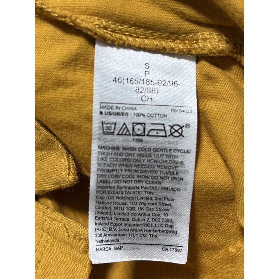 GAP(ギャップ)のGAP  Tシャツ　マスタード　長袖　M メンズのトップス(Tシャツ/カットソー(七分/長袖))の商品写真