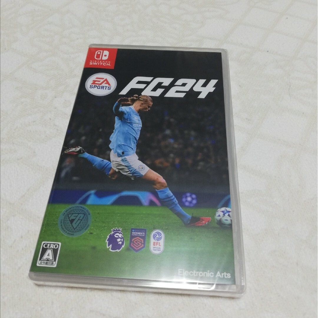 新品未開封 丁寧に梱包 EA SPORTS FC24 ps4版 fifa24