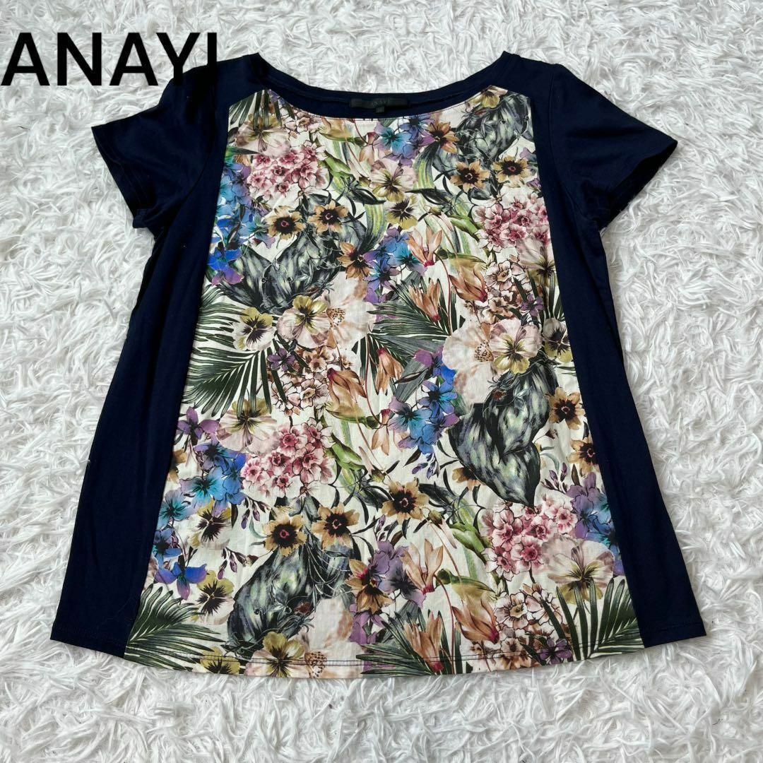 ANAYI(アナイ)のアナイ　ANAYI 花柄　切替　Tシャツ　ネイビー　カットソー レディースのトップス(Tシャツ(半袖/袖なし))の商品写真